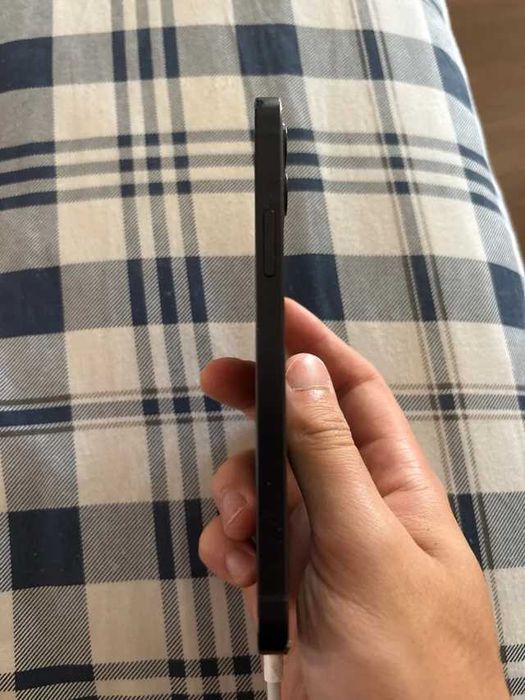iPhone 12 128GB Preto