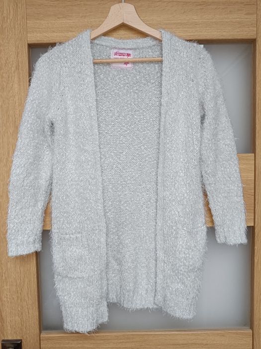 Sweter narzutka Youngstyle 140 cm