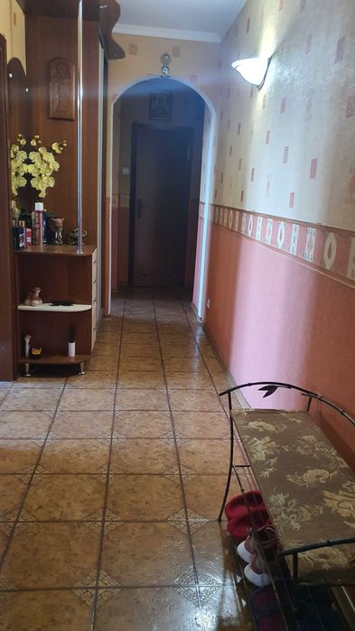 Здам 3 к. квартиру Болгарбуд