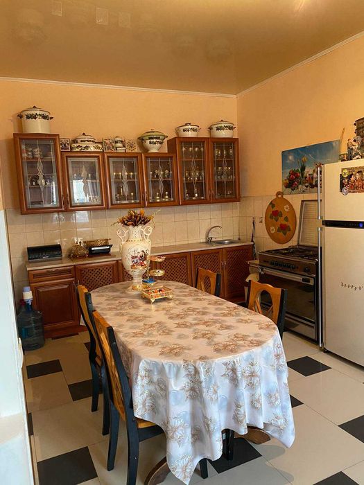 Продам 2-этажный дом 200 м² рядом с ул. Дмитрия Донского. Отличная цена!