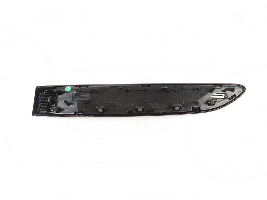 Friso Guarda-Lamas Jaguar Xe Ref: T4N5176 2015 - 2026