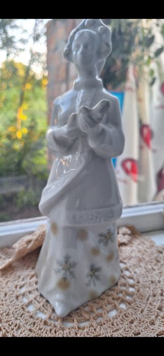 Девушки керамические - 2 шт.