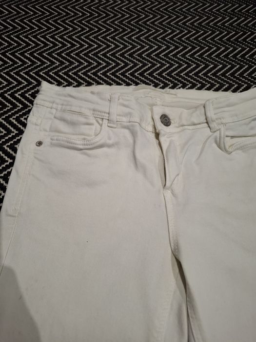 Białe dżinsy damskie Zara 34/XS