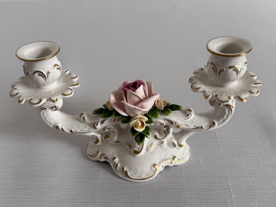 Porcelanowy  świecznik Volkstedt Kammer