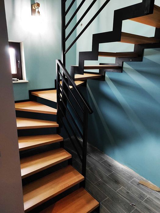 Schody stalowe – wewnętrzne i zewnętrzne – Kłodzko