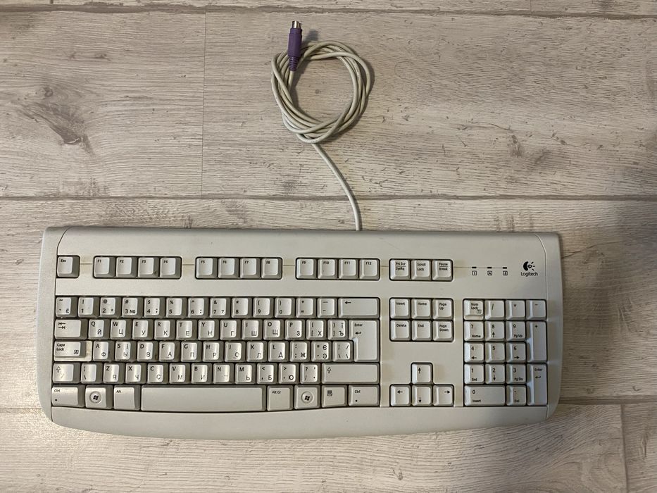 Клавіатура Logitech Deluxe 250