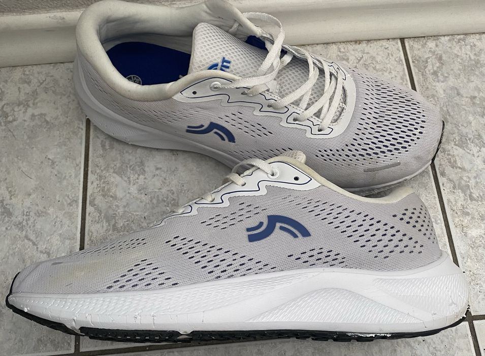 Кроссовки Crivit 44р