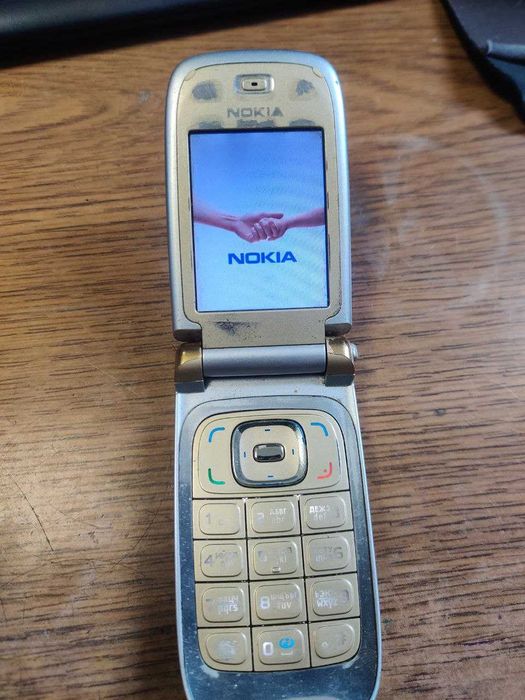 Nokia 6131 Rm 115