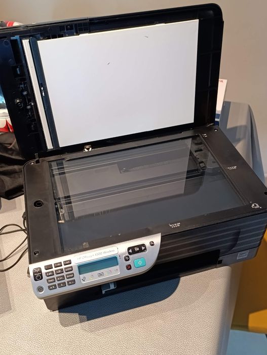 Impressora HP OfficeJet 4500 wireless avariada peças
