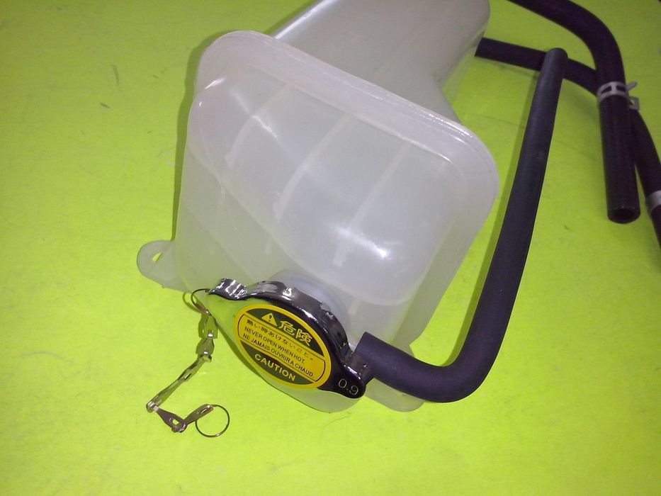 Depósito Reservatório de Água radiador novo Hyundai H1 2.5td