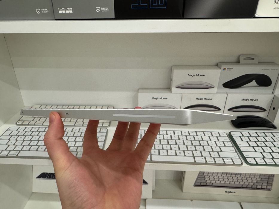 Ідеальна Клавіатури Apple Magic Keyboard 2 MLA22 Стан Нової МАГАЗИН ГАРАНТІЯ MK2A3 Lightning