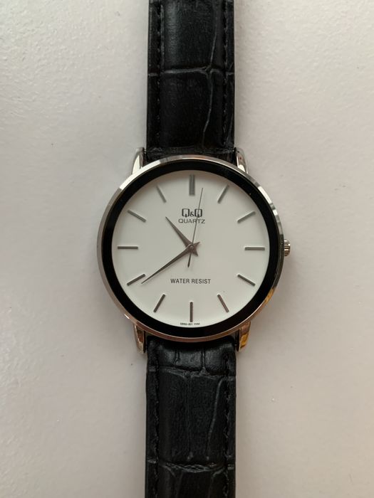 Кварцовий годинник Q&Q