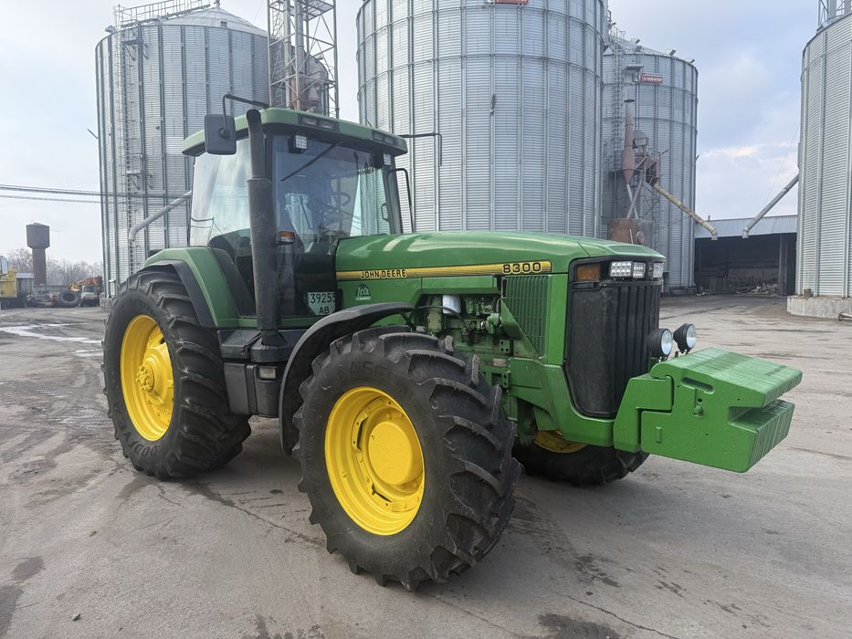 John Deere 8300 1996р.
