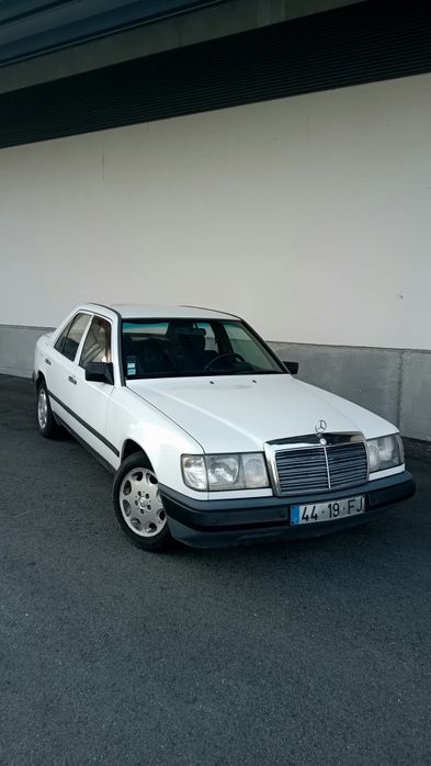 Mercedes - Benz 200D W124 - 1986