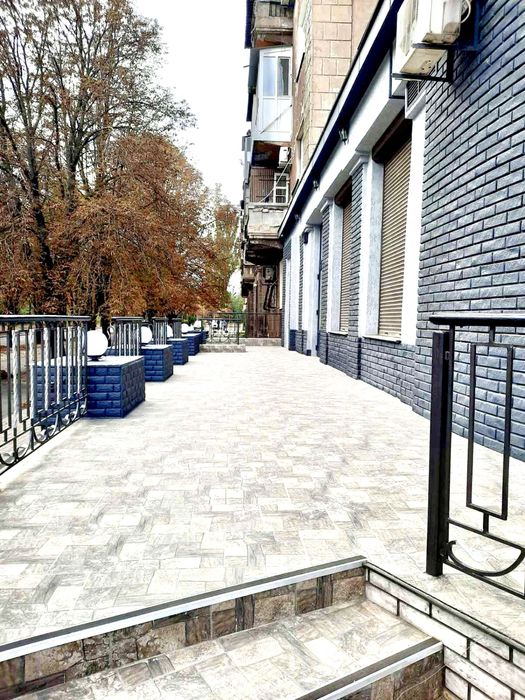 Продажа помещения, 176 м.кв, терасса, фасад, мебель, ремонт, Соцгород.