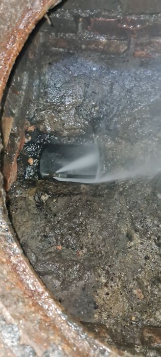 Hydraulik Udrażnianie przepychanie czyszczenie rur Kamra TV Wuko 24h