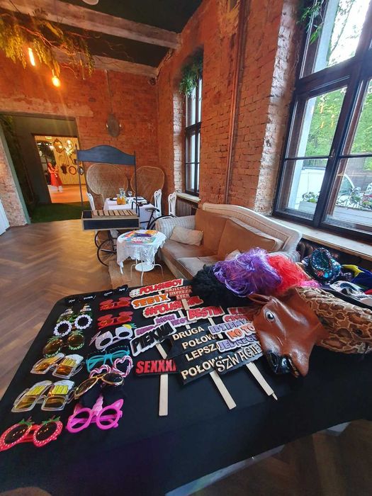 Fotolustro & Fotoprzyczepa na wesele | Atrakcja PREMIUM | Eventy