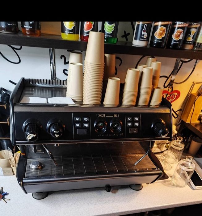 Продам Кавомашину в гарному стані