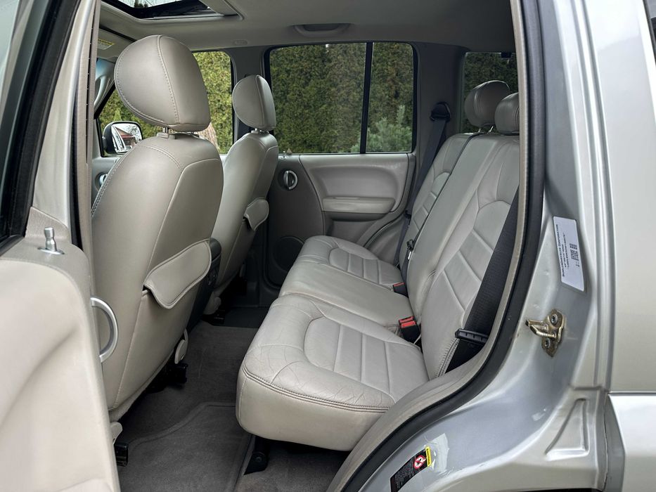 JEEP LIBERTY KJ 3.7 V6 210PS 4x4 Klima Skóra 159Tys Hak ALU 16 WZÓR !