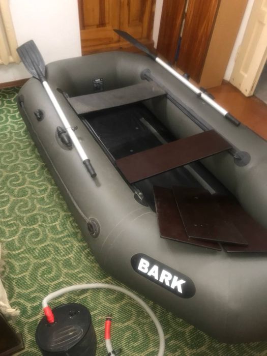 Човен надувний для риболовлі