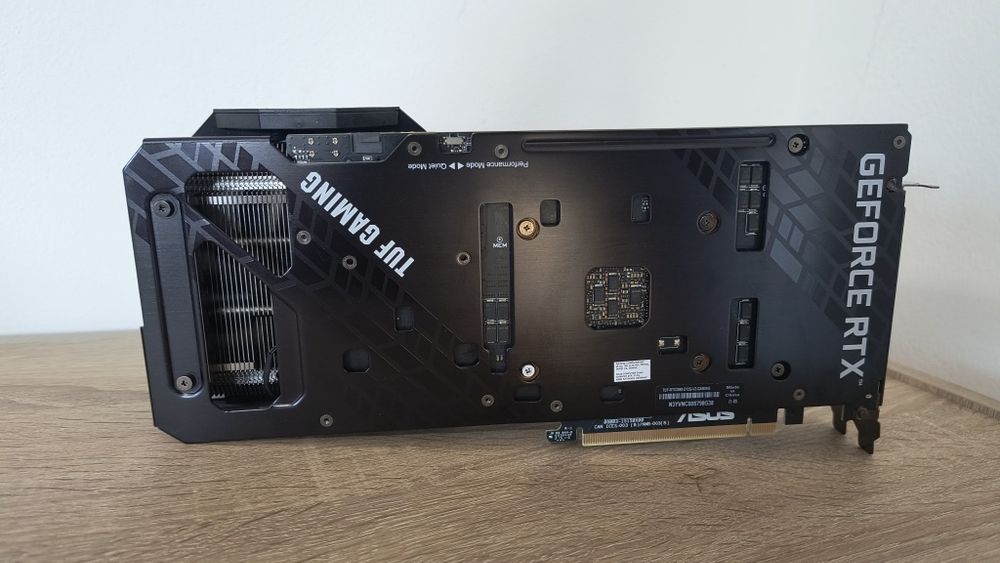 Placa gráfica nvidia RTX 3060 12gb Asus TUF