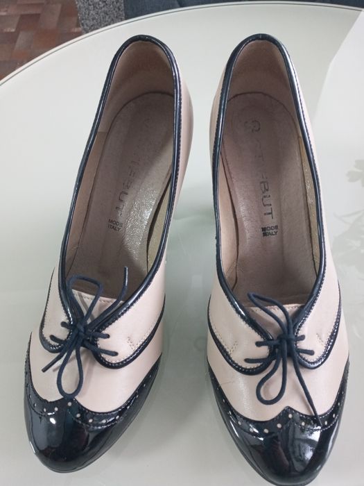 Жіночі шкіряні туфлі  Stifbut