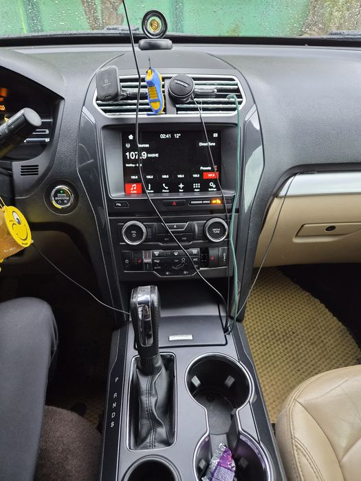 Мій крутий автомобіль