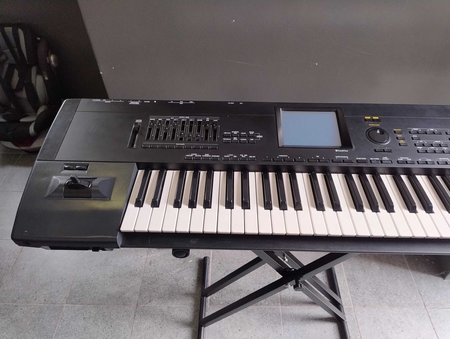 Keyboard / workstation / syntezator Korg i30 HD