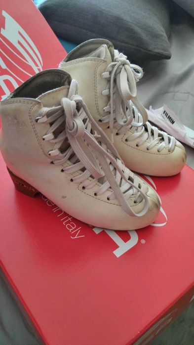 Botas Rondo 205 - negociável - novo preço
