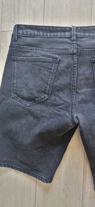 Pull&Bear  XL.  .