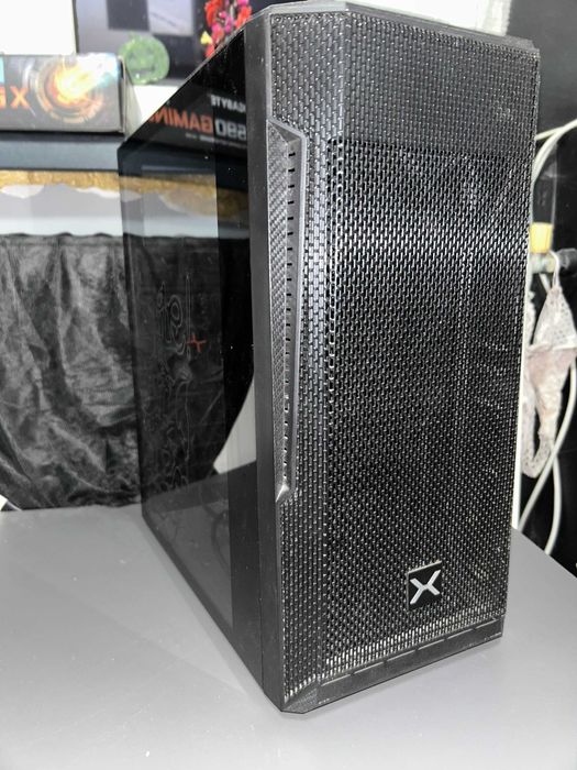 Obudowa Krux Trek KRX0015 Micro-ATX – dobry stan, gotowa do montażu