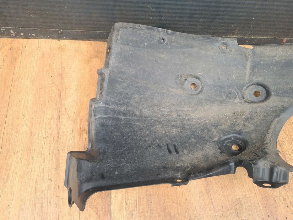 Renault Captur II nadkole przednie prawe