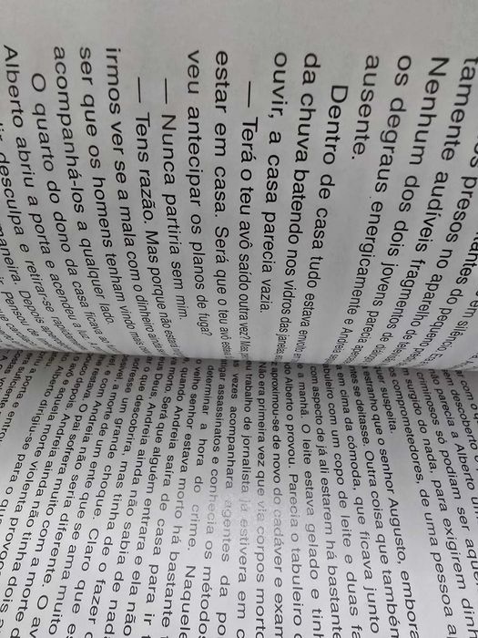 Contos Policiais - Maria Patriarca; Maria Elias; Agostinho Rodrigues