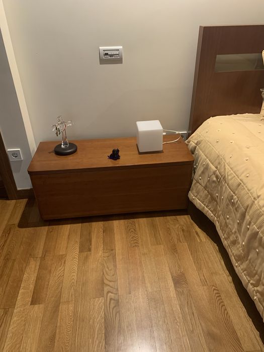 Cama de solteiro madeira maciça e colchao de molas