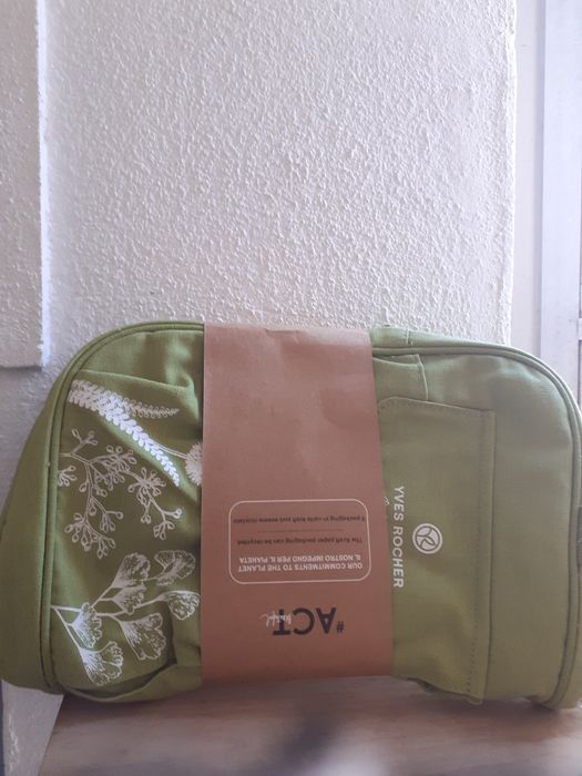 Saco verde yves rocher