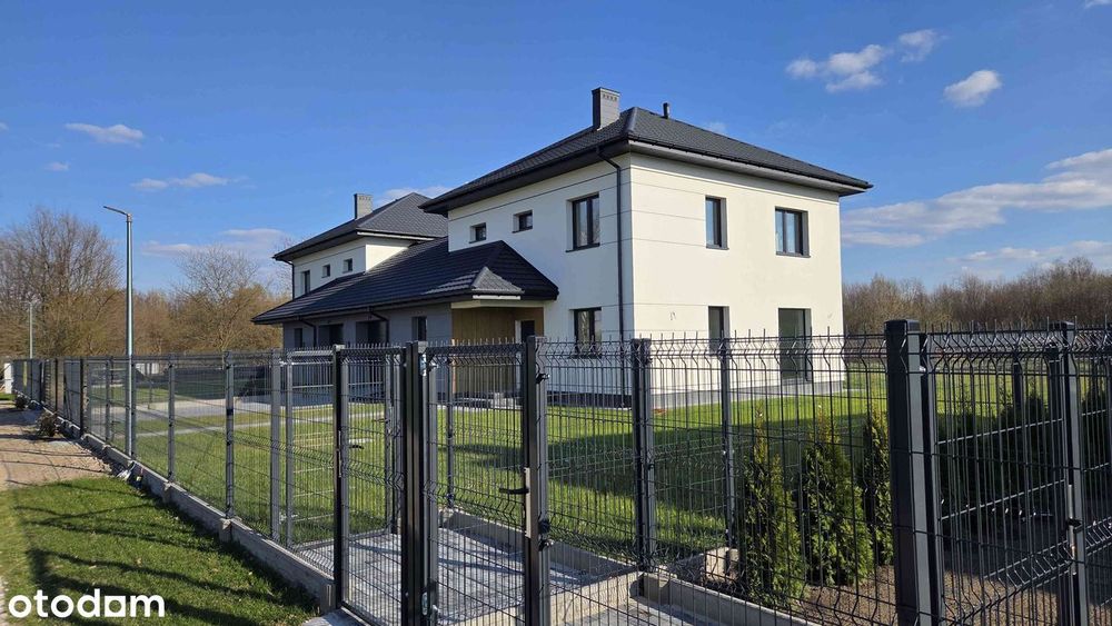 Piękny dom na działce 900m