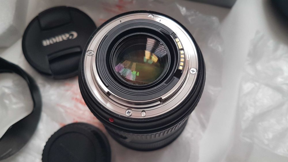 Canon EF 24-70mm f/2.8 L II USM