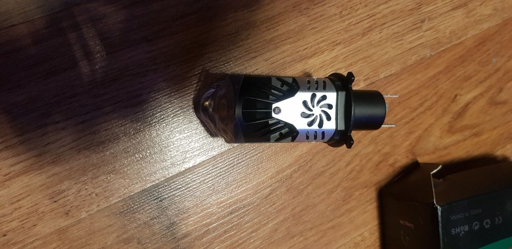 Zarowki H4 LED SOCZEWKA .Kaplet 2szt