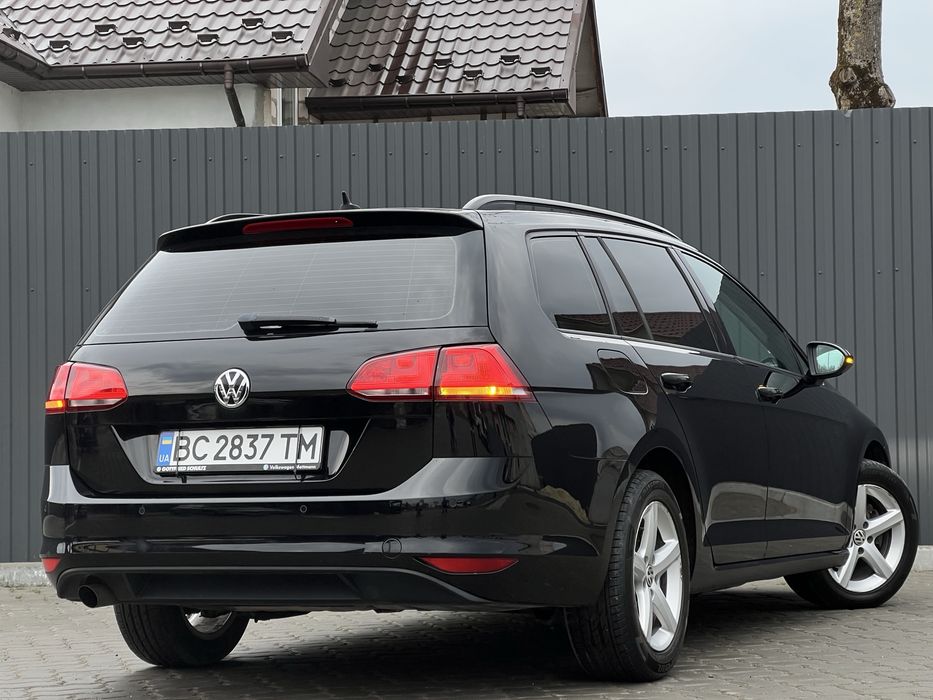 Продам Volkswagen Golf 7