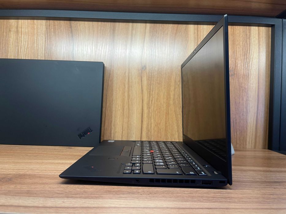 Lenovo ThinkPad X1 Carbon G6/i5-8650CPU/8Gb/256Gb/14.0"/IPS/Гарантія