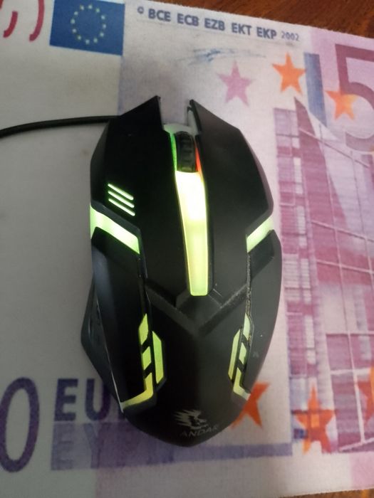 Комп'ютерна мишка геймерська