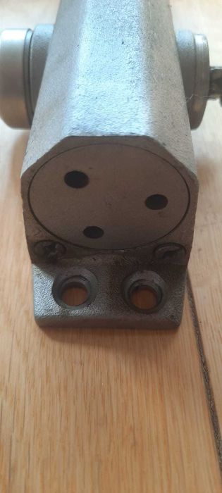 Mola hidráulica YALE