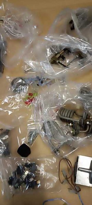 Vendo máquinas de café Briel para peças, mais peças (ver descrição)