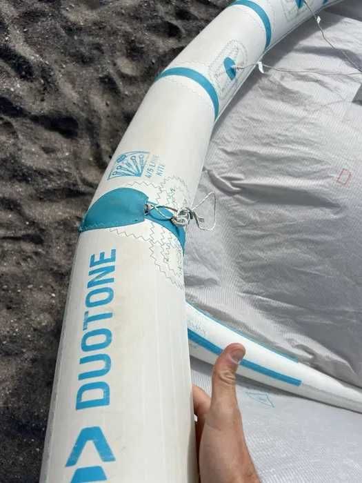 Kitesurfing Duotone EVO z 2020 roku 7m2