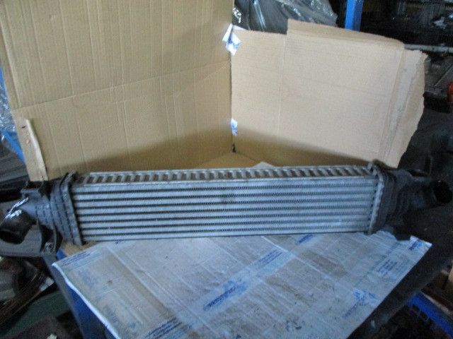 Radiador do intercooler FORD Focus I Sedan (DFW)