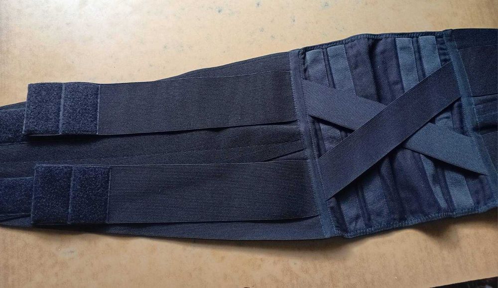 Бандаж для спини