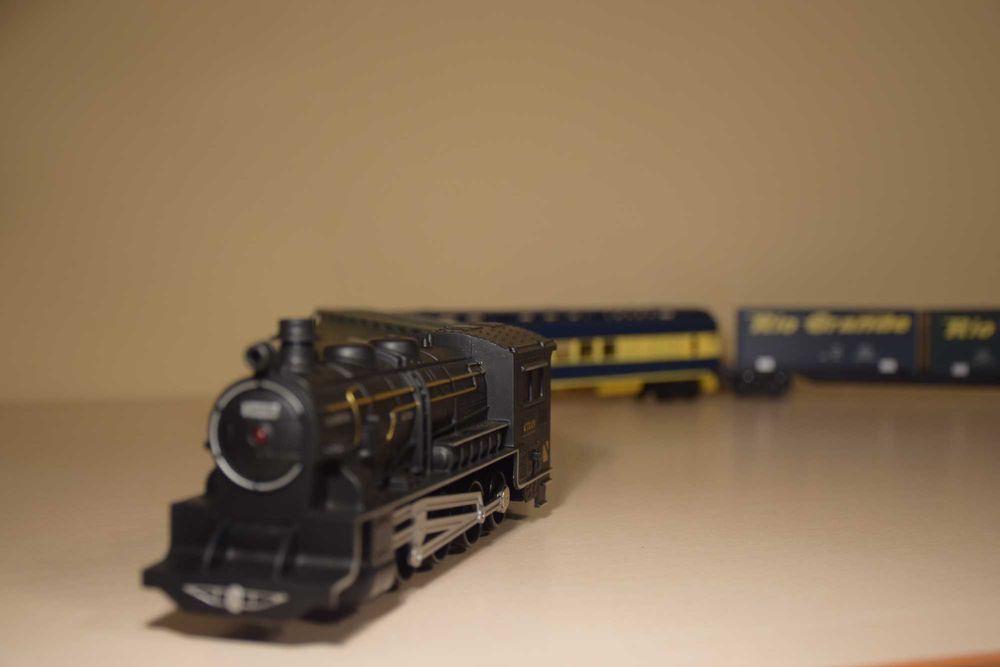 Kolejka elektryczna na baterie Pociąg 4