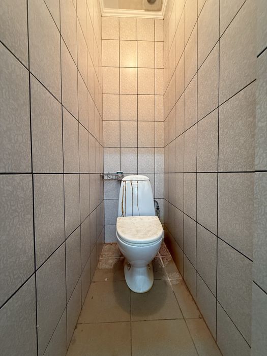 Продаю 4 комнатную квартиру в центре города. Дом специалистов.