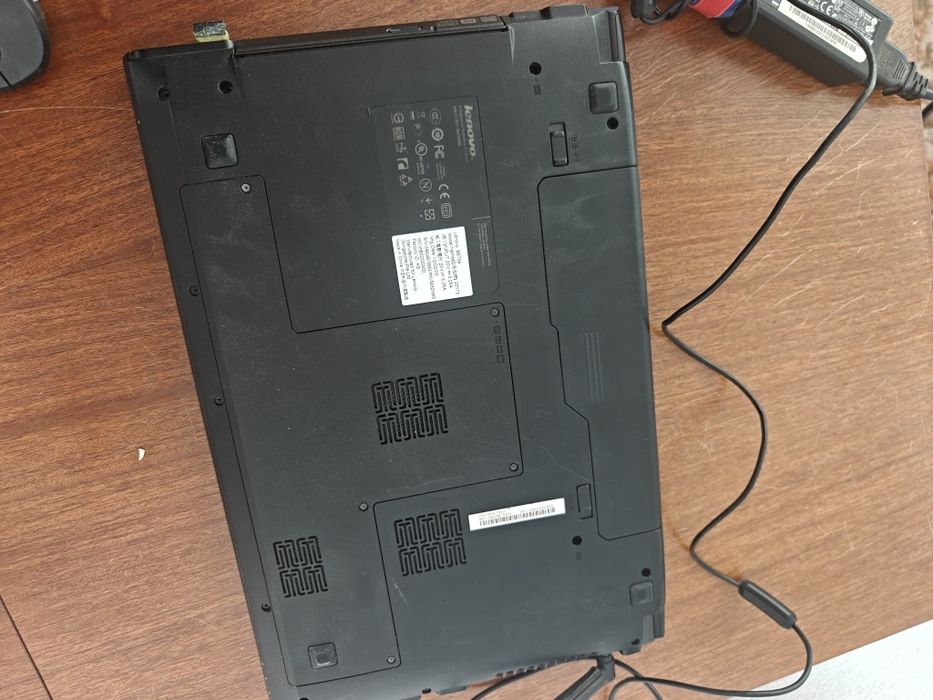 Ноутбук Lenovo b570e Торг скину хорошо