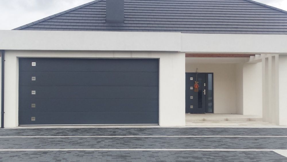 Producent Brama garażowa segmentowa Bramy garażowe przemysłowe 3,48*2
